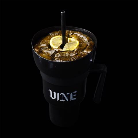 كوب أسود و۳۰ ورق عنب بالليمون