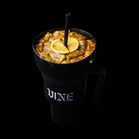 كوب أسود و۳۰ ملفوف ليمون