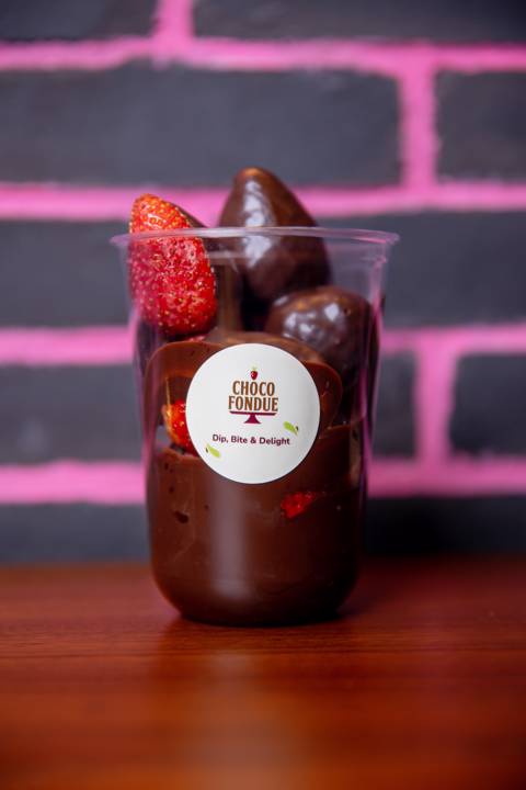 Desserts & Mocktails Station