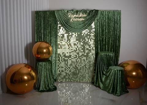 Green Velvet With Sequin & Golden Balls