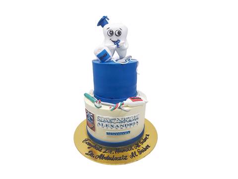 كيكة التخرج لطبيب الأسنان