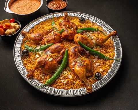 Saudi Kabsa with Chicken Tray