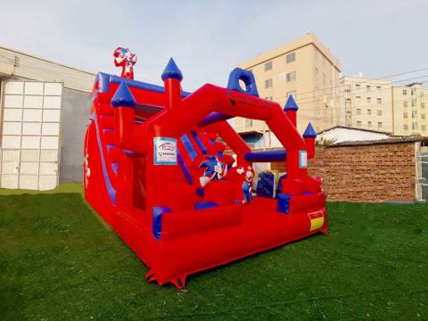 Sonic With Mario Red Castle Inflatable  - N6052