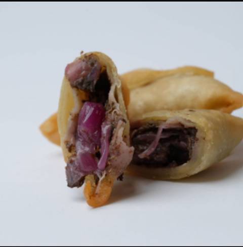 Samboosa Spinach with Cheese