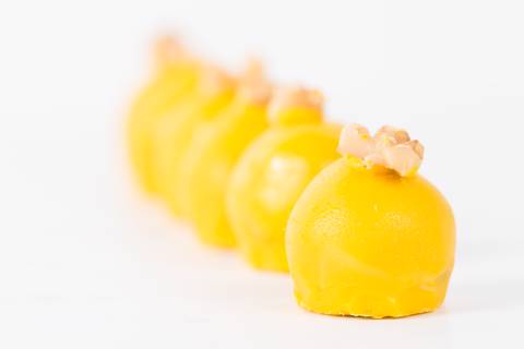 Pumpkin Cake Truffles