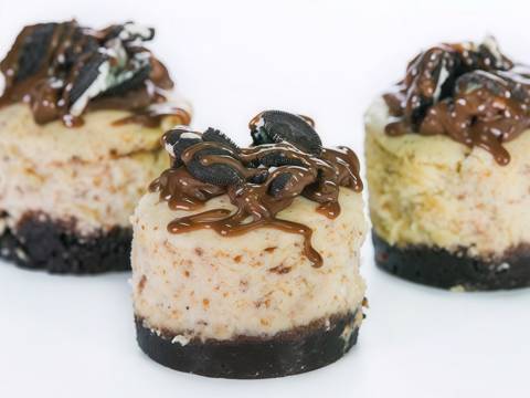 Oreo Mini Cheesecake Bites