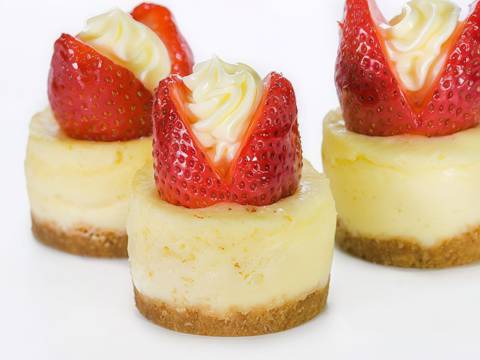 Strawberry Mini Cheese Bite