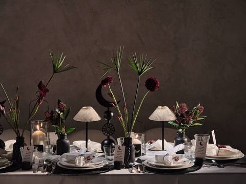 Black Velvet Table for 6 Persons