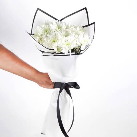 Chrys White Bouquet