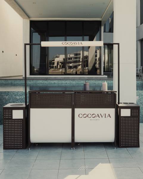 ستيشن الحلويات ل٢٠ شخص