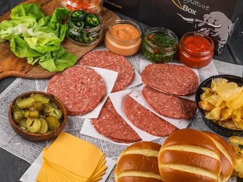 بوكس بلاك أنجوس بيف برجر