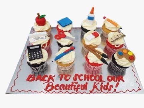 كب كيك العودة إلى المدارس