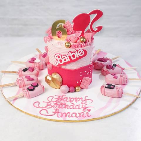 كيكة باربي وأعواد الكيك