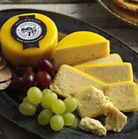 Beechwood Natural Smoked Cheddar 200 G/ Per PC