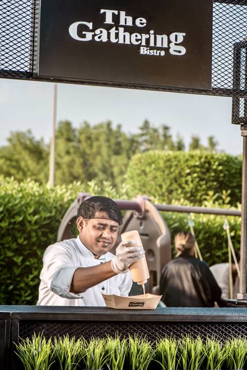 ستيشن السندويشات<br> من ذي جاذرينج