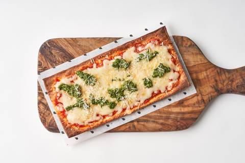 Crispy Margherita Pesto Pizza