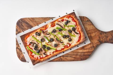 Crispy Vegetarian Pizza