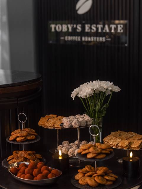 Coffee & Bites Booth for 50 Persons