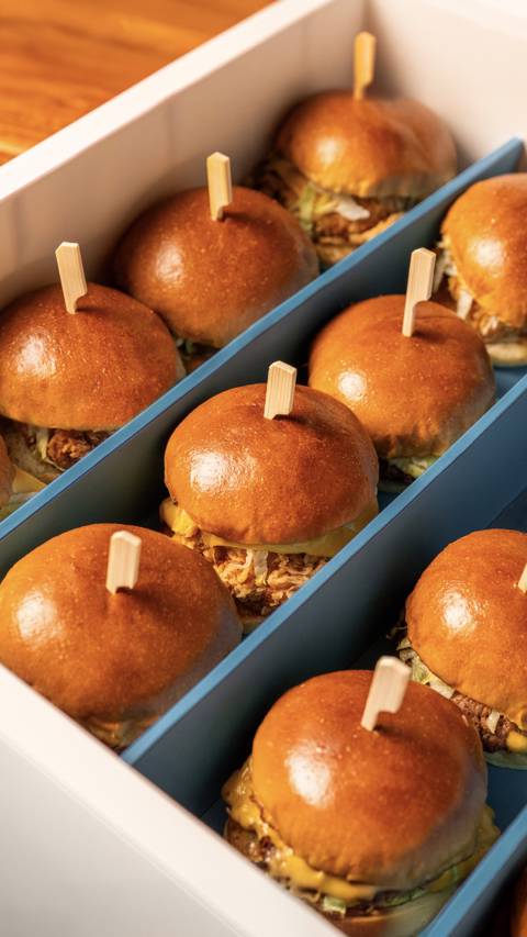F.A.A.T Sliders