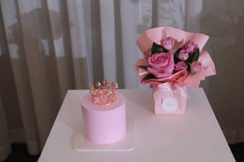 Pink Crown Cake