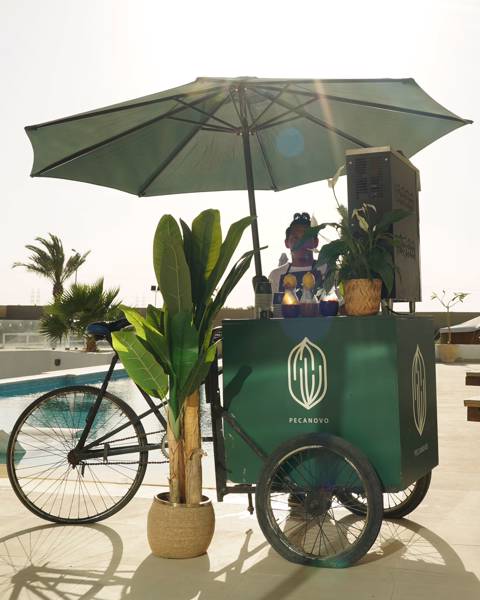 Vanilla Ice Cream Cart