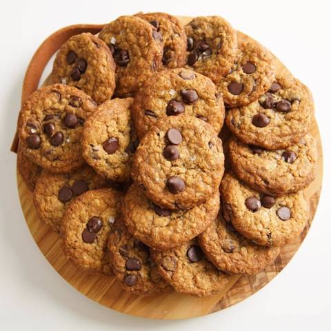 علبة بي كوكيز ميني (١٢ حبة)