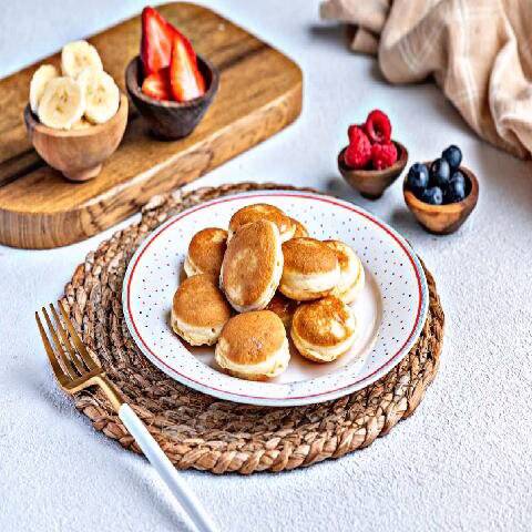 Mini Pancakes & Refreshing Mocktail Station