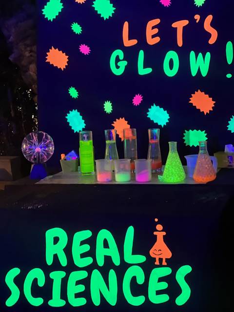 Glow In The Dark Science Show