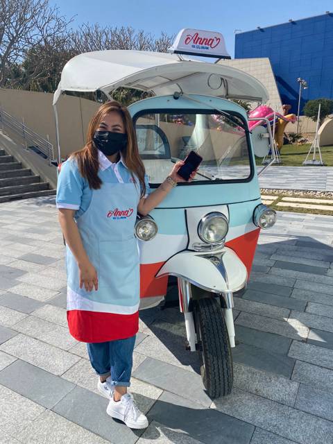 Ice Cream Tuk Tuk for 40 Persons