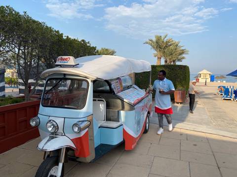 Ice Cream Tuk Tuk for 30 Persons