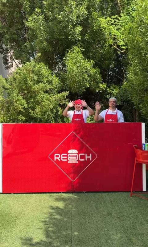 Slider Station for 50 Persons