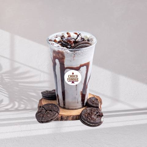 ⁠Indulgent Milkshakes & Mini Pancakes Station