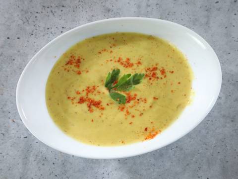 شوربة عدس