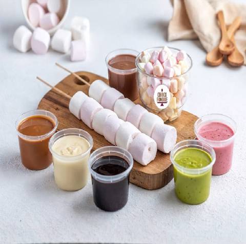 Desserts & Mocktails Station