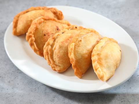 سمبوسة لحم