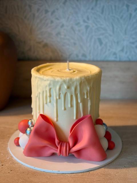 ميلتينج كاندل