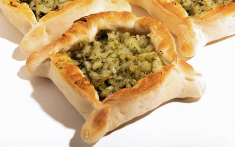 Mini Halloumi Pesto Pastries