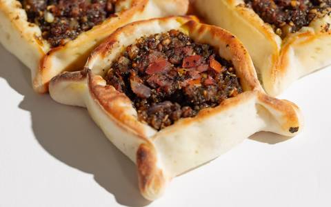 Mini Zaatarna Pastries