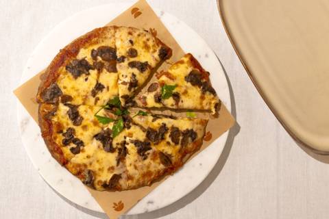 Sauteed Fresh Mushroom Pizza