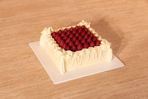 نيو فستق وتوت كيك