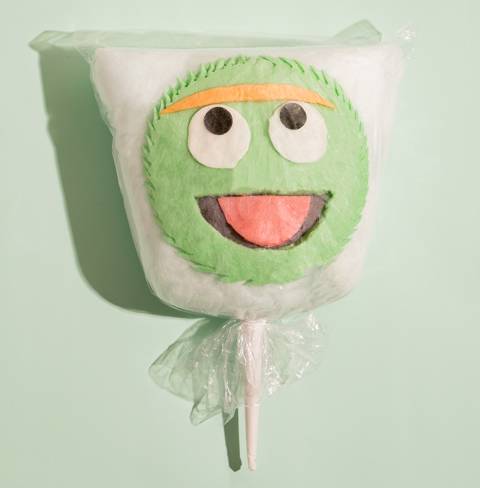 Oscar Spun Art Puff
