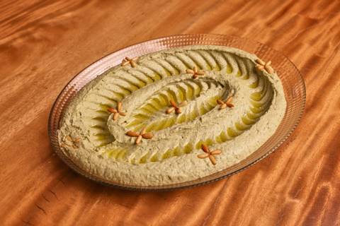 Pesto Hummus