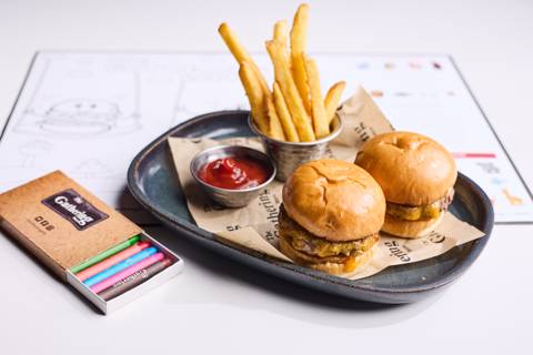 ستيشن الأطفال