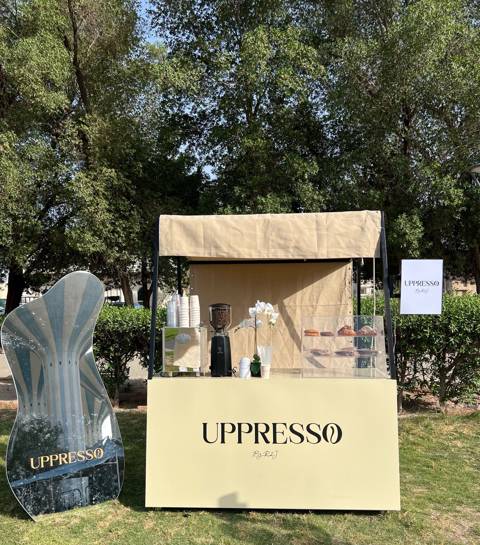 Drinks & Cookies Station for 50 Persons