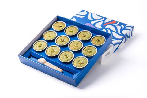 Pistachio Motlen Cake