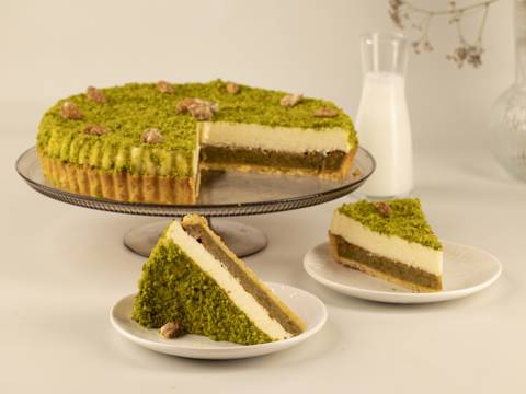 Pistachio Cheesecake