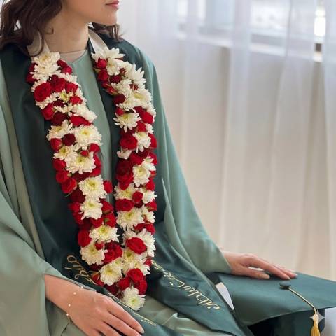 Red Grad Collar