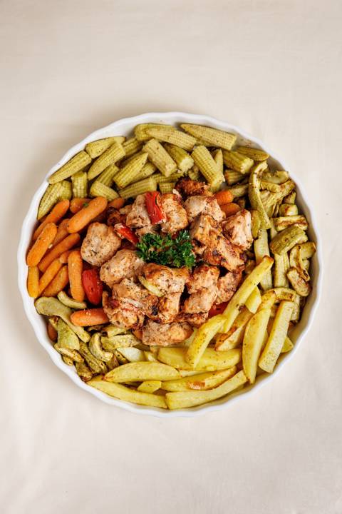 Shish Tawook With Baby Corn & Carrot