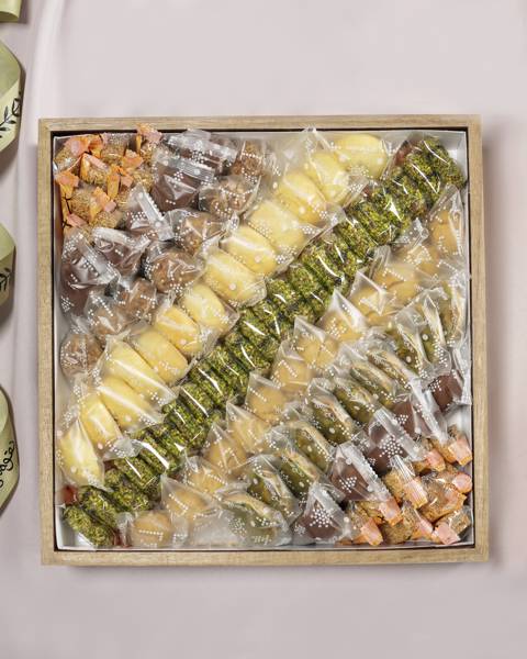 بوكس خشبي صغيرة - مغلف فردياً