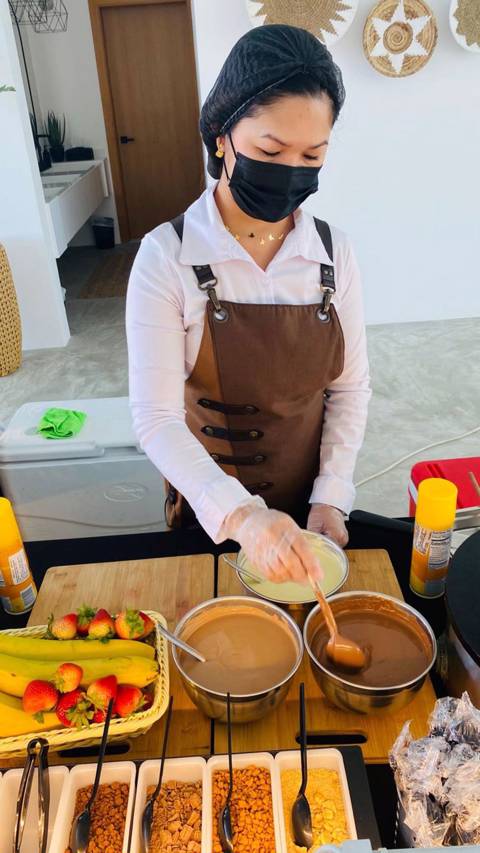 Pancakes Station for 15 Persons